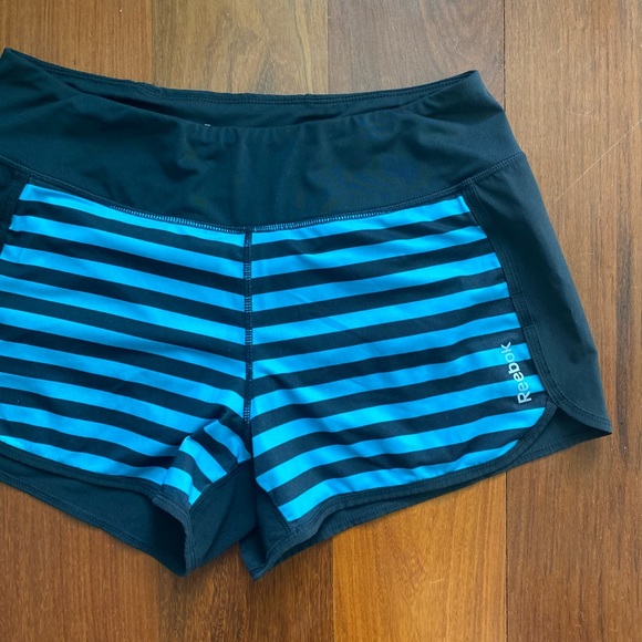 Reebok gym shorts - Picture 6 of 8